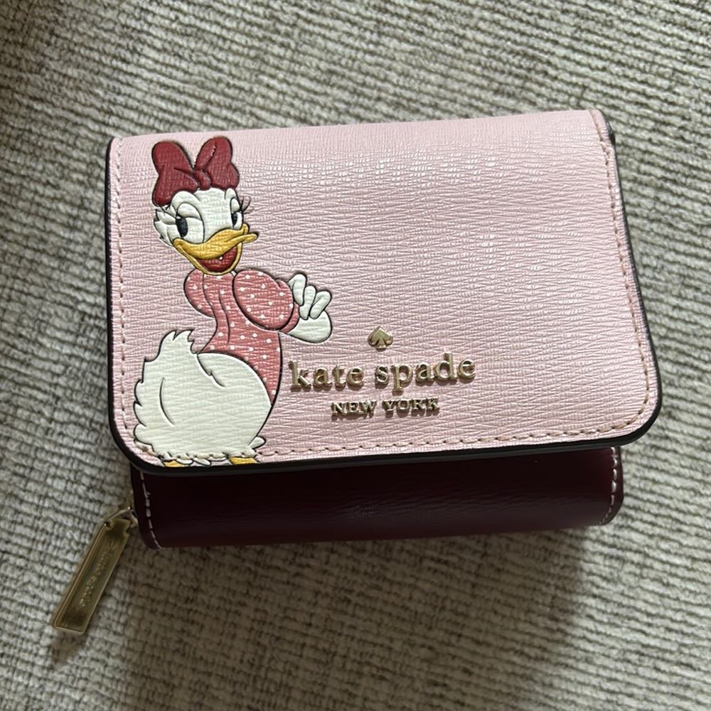 Kate Spade Disneys Daisy Duck Pink and Red Wallet